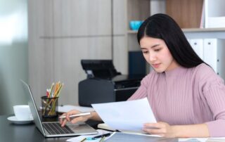 penghitungan payroll accounting