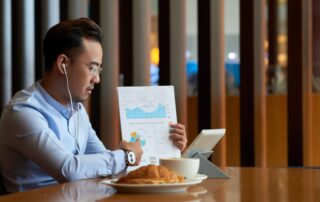 Usai IHSG Anjlok, Bos OJK Mundur Pengganti Baru Hadapi Tantangan Pulihkan Kepercayaan Pasar