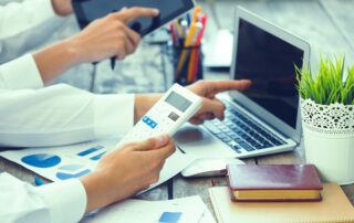 Sistem Finance Multi Outlet Strategi dan Cara Kelola Lebih Mudah Pakai Accurate Online