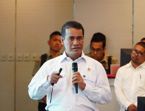 Menteri Pertanian Amran Pastikan Harga Pakan Ayam Terjaga hingga Akhir 2026
